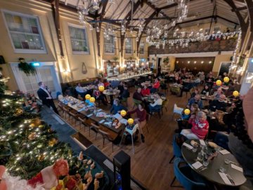 Sfeerbeeld Eonics kerstdiner bij Heinde